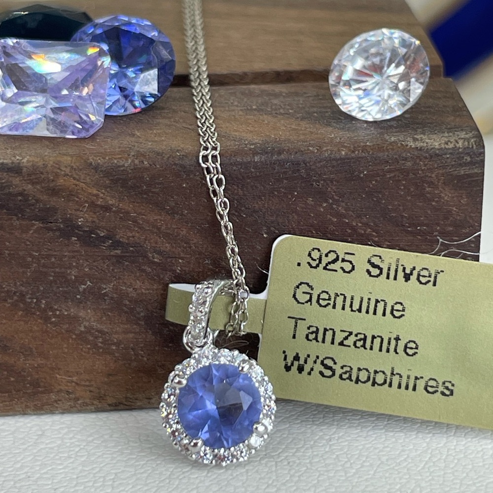 1.42ct Tanzanite Sapphire Pendant Silver 925 Necklace